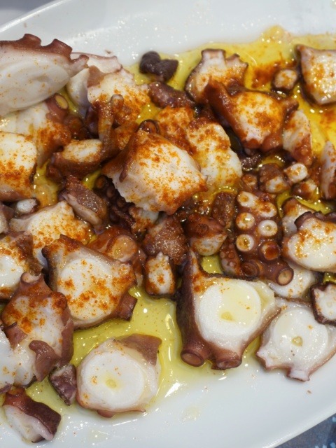 Mariscos galore – seafood at its best at Kiosko Universal, La Boquería, Barcelona